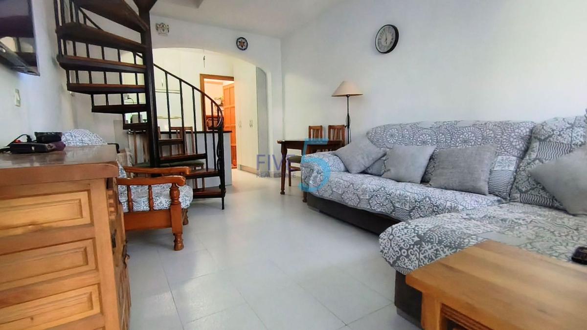 Продажа отдельного шале в Casa o chalet en La Siesta - El Salado - Torreta, Torrevieja, Торревьеха photo 3