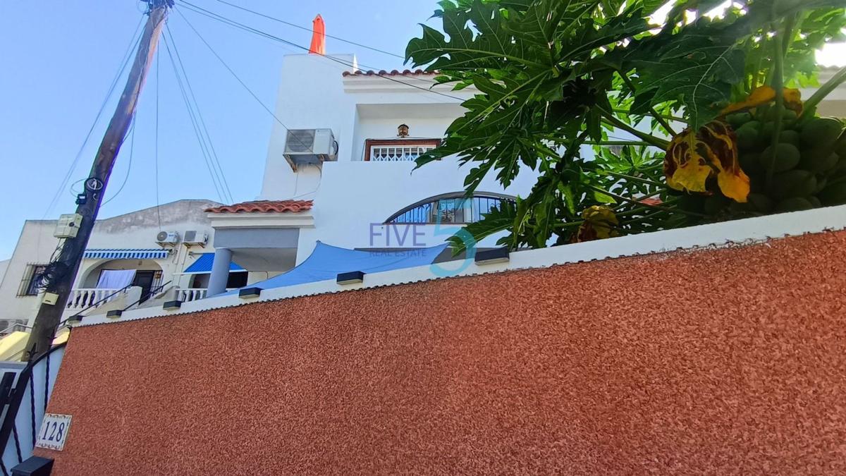 Продажа отдельного шале в Casa o chalet en La Siesta - El Salado - Torreta, Torrevieja, Торревьеха photo 5