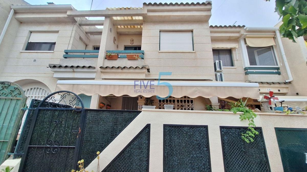 Properties for sale and rent in Spain photo 3