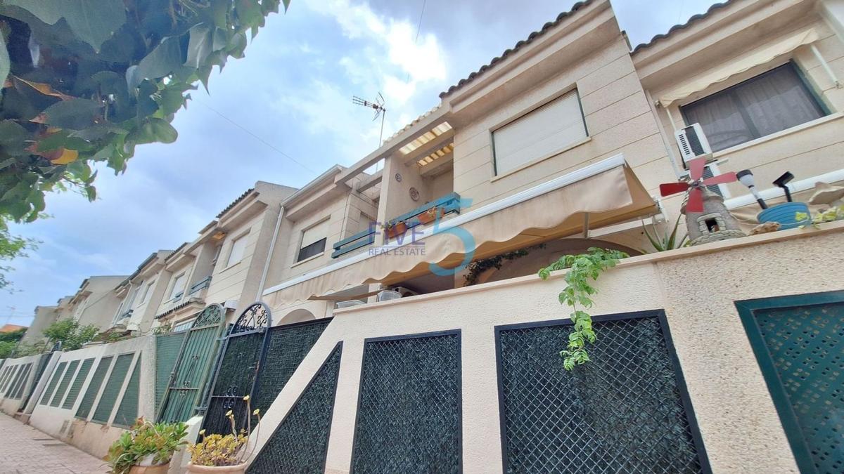 Properties for sale and rent in Spain photo 5