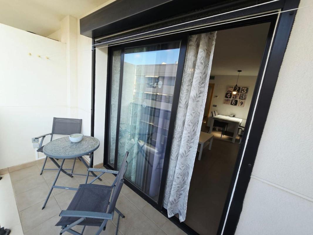 Продажа квартиры на Piso en Calle de Alcalá, 31, Pueblo Poniente, Benidorm, Бенидорм
photo 1