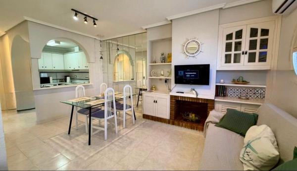 Chalet adosado en Avenida de Torrevieja, 179 a, Los Balcones - Los Altos del Edén, Torrevieja photo 1