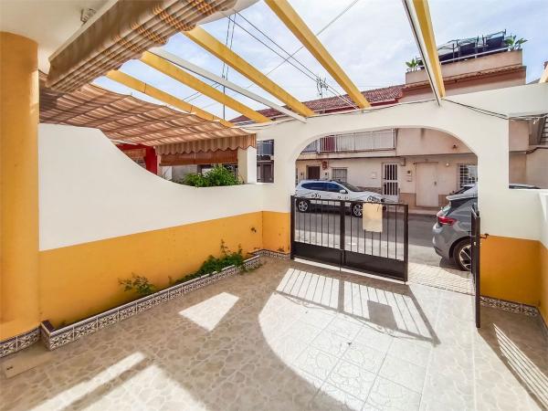 Chalet adosado en Calle Pedro Sánchez, Torre de la Horadada, Pilar de la Horadada photo 3