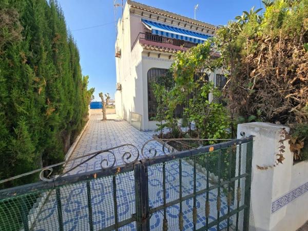 Casa o chalet independiente en Zona los Frutales, Torrevieja photo 1