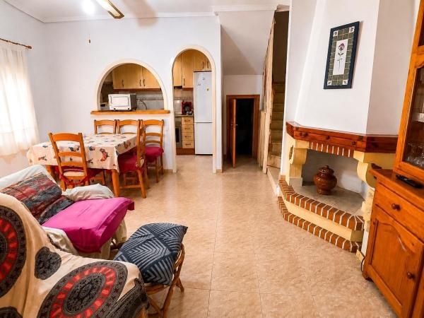 Chalet pareado en Calle Gabriela Mistral, Zona los Frutales, Torrevieja photo 1