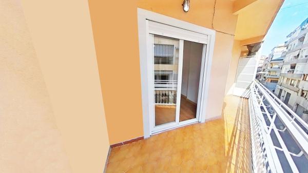 Sprzedaż mieszkania w Piso en Santo Domingo, Alicante / Alacant, Alicante / Alacant
thumbnail 2