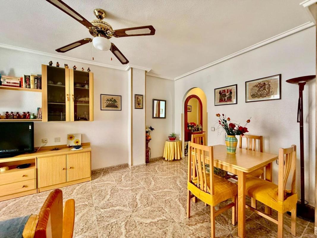 Venta de piso en Piso en Avenida de Pinoso, 12, El Acequión, Torrevieja, Torrevieja
 photo 3