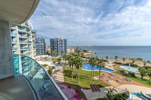 Venta de piso en Piso en Calle Poseidón, Punta Prima, Torrevieja, Torrevieja
 photo 1