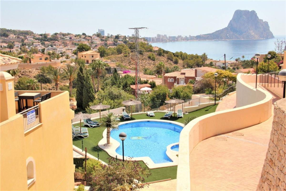 Venta de chalet adosado en  Chalet adosado en Maryvilla, Calpe , Calpe photo 4