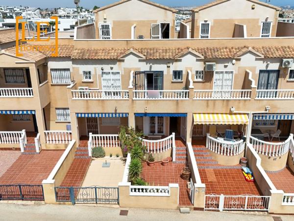 Chalet adosado en Pau 20 Ciñuelica, 2, La Ciñuelica - Villa Rosa, Orihuela photo 1
