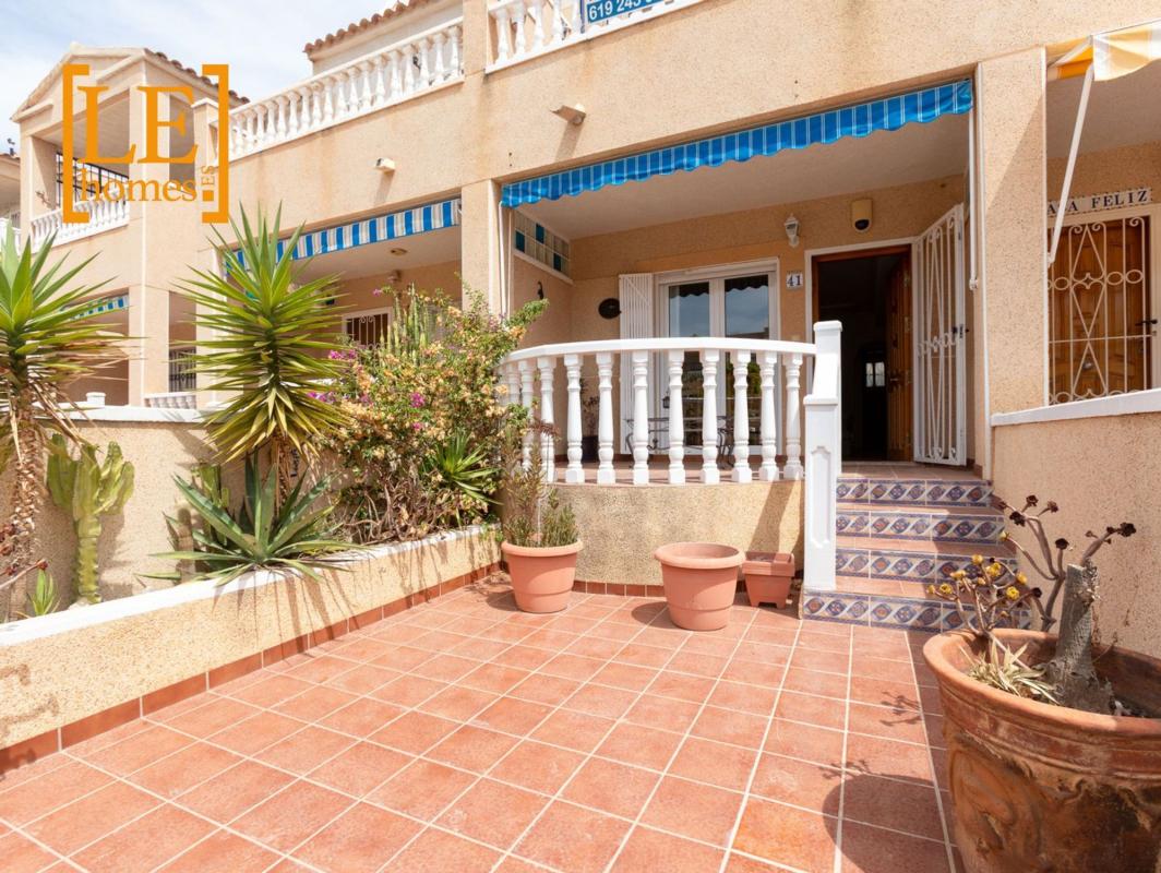 Venta de chalet adosado en  Chalet adosado en Pau 20 Ciñuelica, 2, La Ciñuelica - Villa Rosa, Orihuela , Orihuela photo 2
