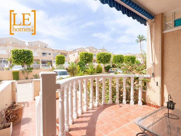 Chalet adosado en Pau 20 Ciñuelica, 2, La Ciñuelica - Villa Rosa, Orihuela thumbnail 2