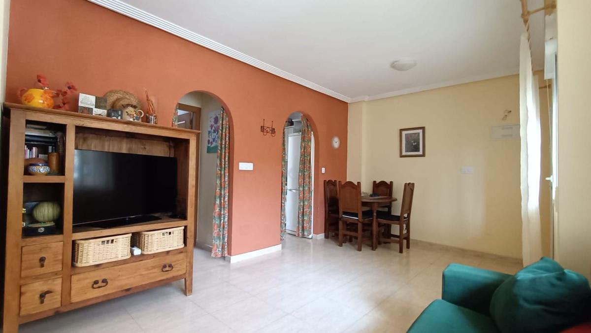 Продажа таунхауса в Chalet adosado en Calle el Moll, Urbanizaciones, Guardamar del Segura , Гуардамар-дель-Сегура photo 3