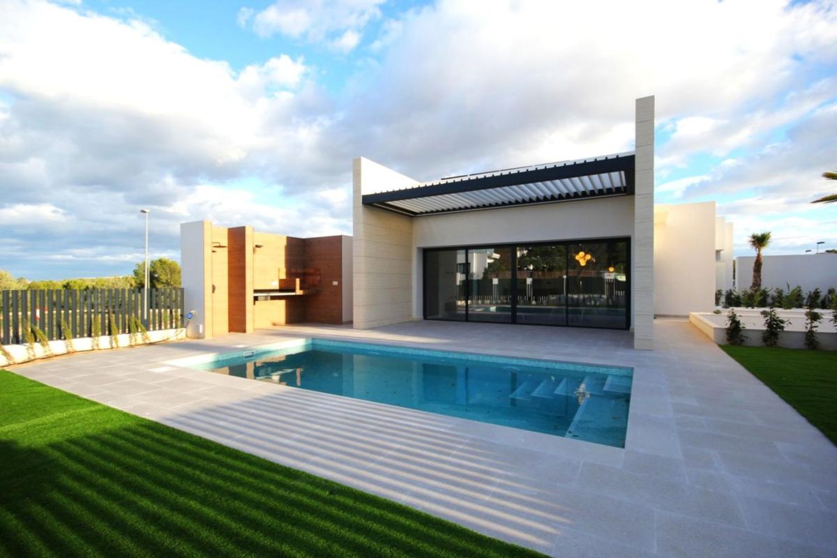 Properties for sale and rent in Spain photo 2