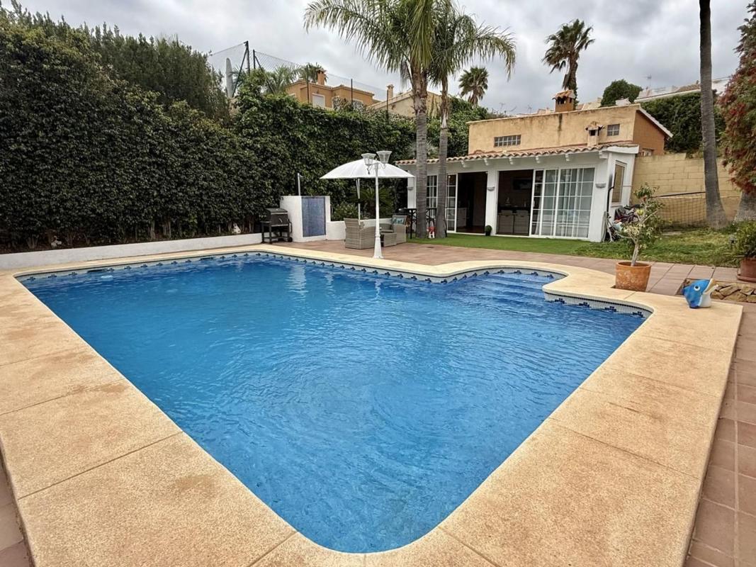 Properties for sale and rent in Spain photo 3