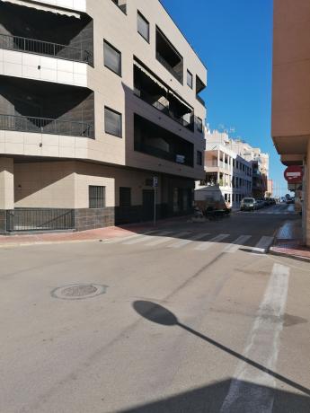 Venta de piso en Piso en Avenida mediterraneo, 28, Gaspar Perrelló, Torrevieja, Torrevieja
 photo 1