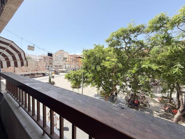 Sprzedaż mieszkania w Piso en Plaza de la Glorieta, 11, Centro, Santa Pola, Santa Pola
thumbnail 2