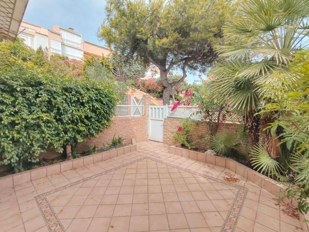 Venta de chalet adosado en Chalet adosado en Faro Del, Cabo de las Huertas, Alicante / Alacant , Alicante / Alacant photo 5