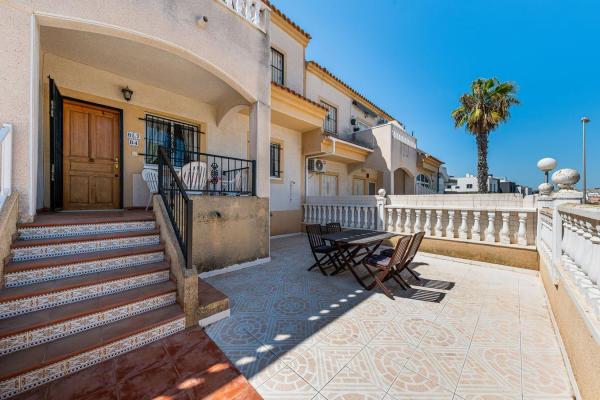Chalet adosado en F-2 Entre Lago Sol y Chis, Zona Lago - Los Almendros, Orihuela photo 1