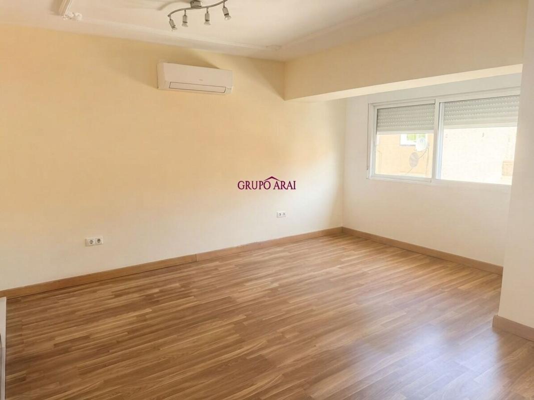 Venta de piso en Piso en Calle Gasset y Artime, Carolinas Altas, Alicante / Alacant, Alicante / Alacant
photo 1