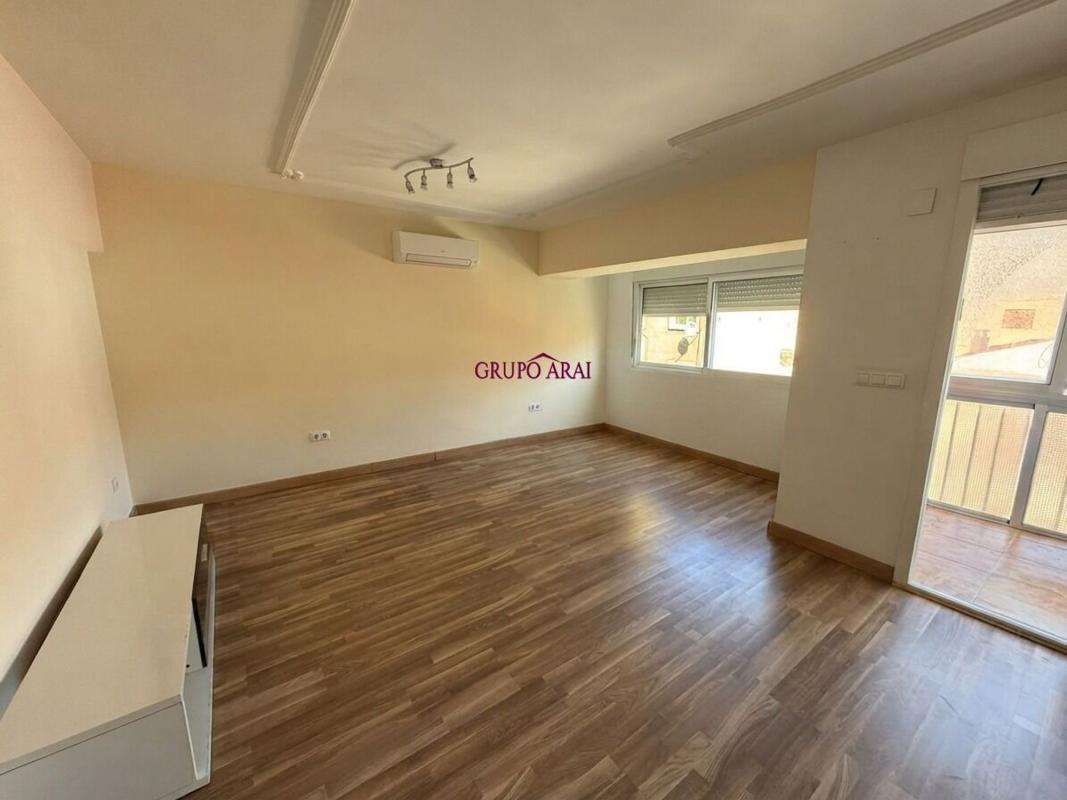 Venta de piso en Piso en Calle Gasset y Artime, Carolinas Altas, Alicante / Alacant, Alicante / Alacant
photo 4