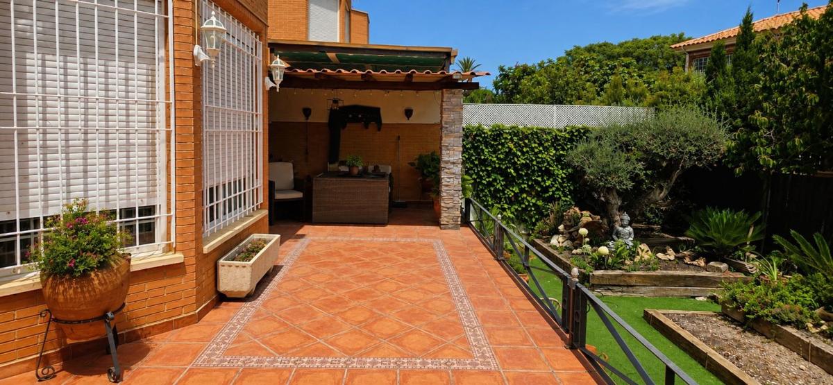 Properties for sale and rent in Spain photo 4