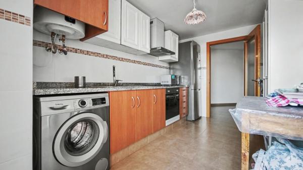 Продажа квартиры на Piso en Centro Urbano, Denia, Дения
thumbnail 1
