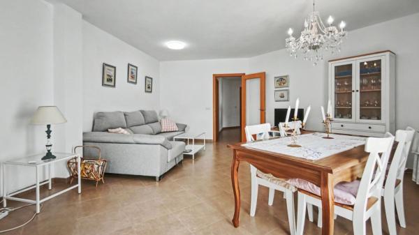 Продажа квартиры на Piso en Centro Urbano, Denia, Дения
thumbnail 2
