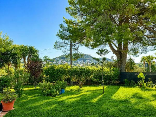 Chalet independiente en venta en Casa o chalet en La Lluca - La Tarraula, Jávea/Xàbia, Jávea/Xàbia
thumbnail 3