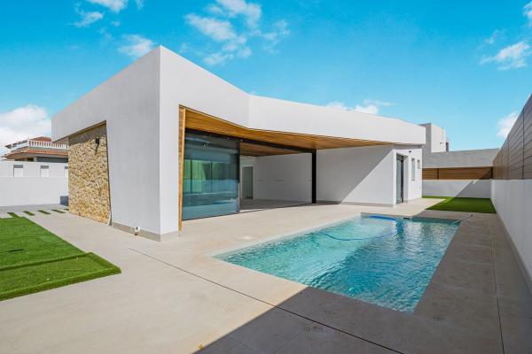Casa o chalet independiente en Calle Veleta, 13, Los Balcones - Los Altos del Edén, Torrevieja photo 1