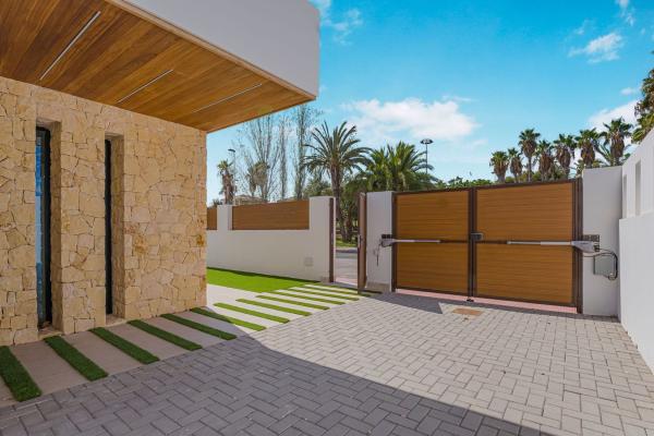 Casa o chalet independiente en Calle Veleta, 13, Los Balcones - Los Altos del Edén, Torrevieja photo 4