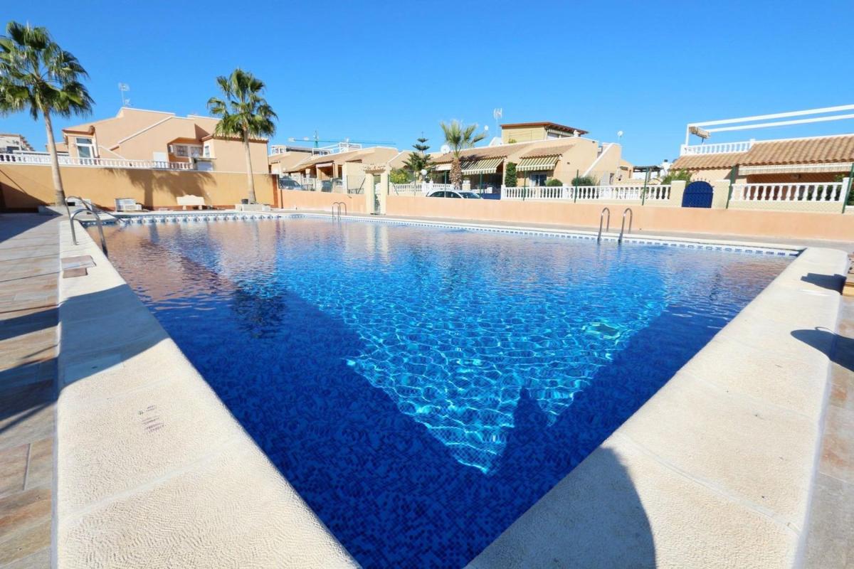 Sprzedaż mieszkania w Orihuela Costa, Orihuela
photo 3