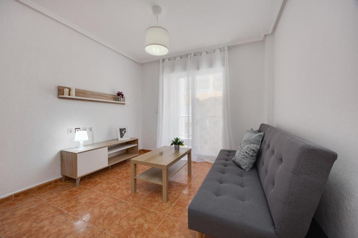 Sale of apartment in Piso en Avenida Habaneras - Curva de Palangre, Torrevieja, Torrevieja
photo 1