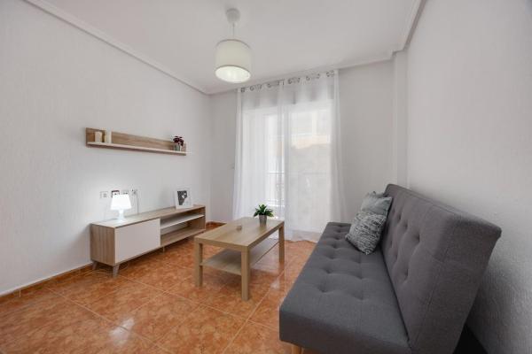 Sale of flat in Piso en Avenida Habaneras - Curva de Palangre, Torrevieja, Torrevieja
photo 1