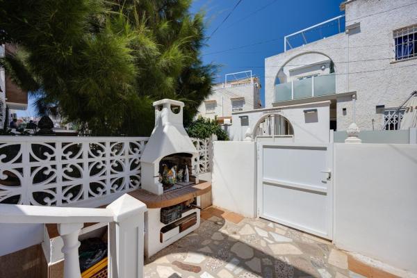 Casa o chalet independiente en Nueva Torrevieja, Torrevieja photo 2