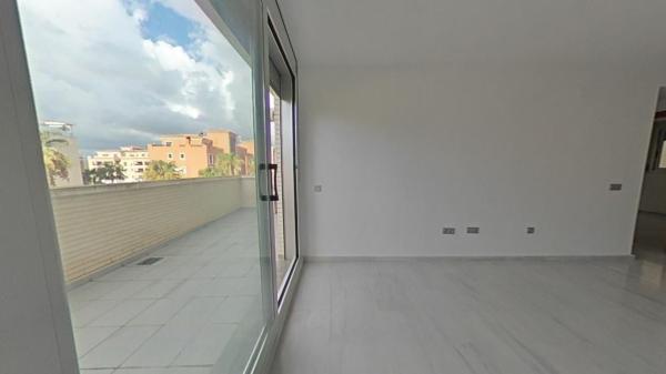 Продажа квартиры на Piso en Calle del Llavador, Centro Urbano, Denia, Дения
thumbnail 2
