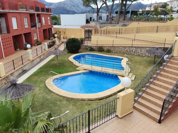 Chalet adosado en Sanet y Negrals photo 1