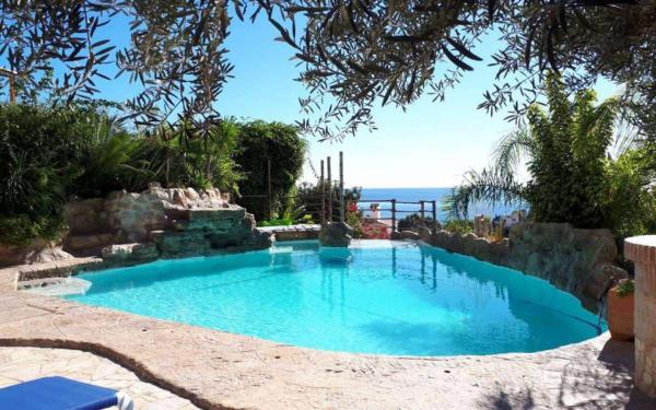 Independent chalet for sale in Casa o chalet en Pueblo Español - Coveta Fumá, El Campello, El Campello
 photo 2