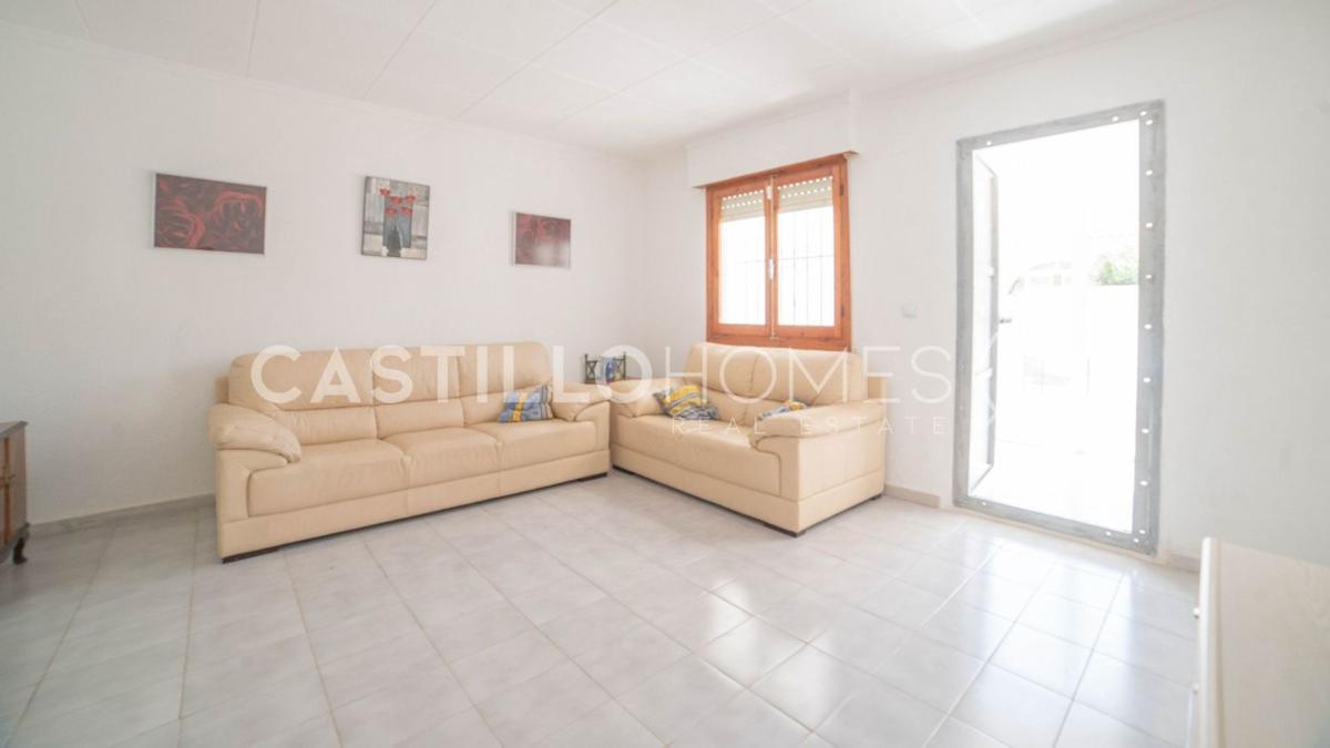 Продажа отдельного шале в Casa o chalet en La Siesta - El Salado - Torreta, Torrevieja, Торревьеха photo 2