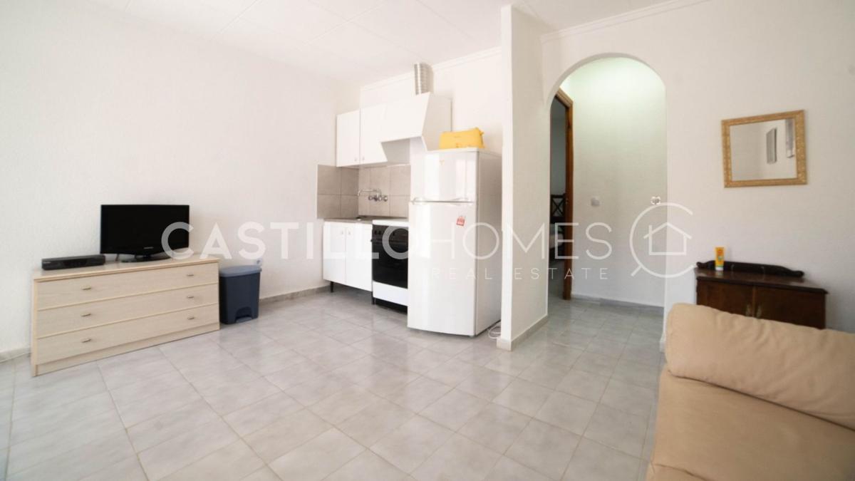 Продажа отдельного шале в Casa o chalet en La Siesta - El Salado - Torreta, Torrevieja, Торревьеха photo 3