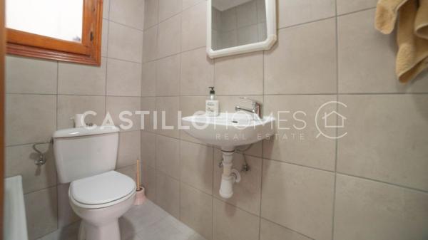 Частный шале на продаже в  Casa o chalet en La Siesta - El Salado - Torreta, Torrevieja, Торревьеха photo 4