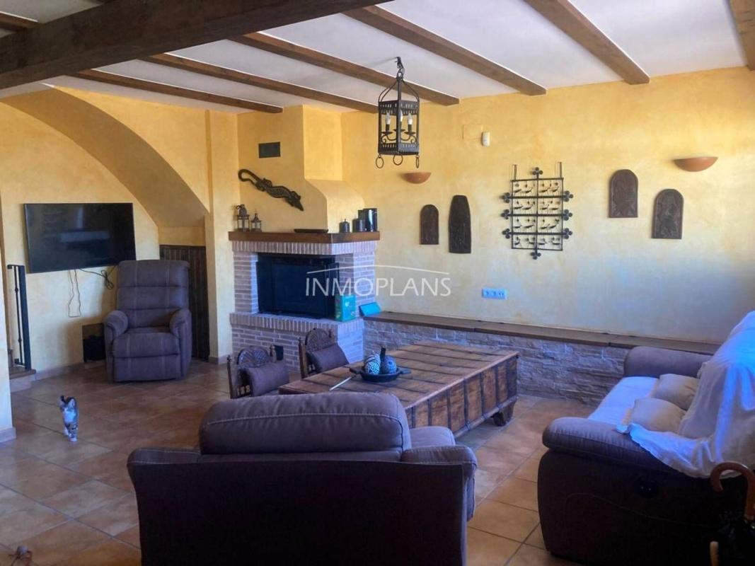 Venta de chalet adosado en Chalet adosado en Calle Manuel Segura, Onil , Onil photo 2