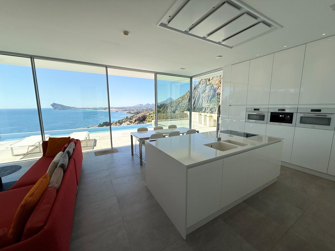 Properties for sale and rent in Spain photo 5