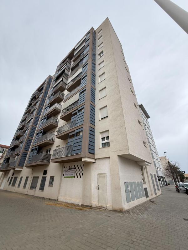 Propiedades en venta y alquiler en España photo 1