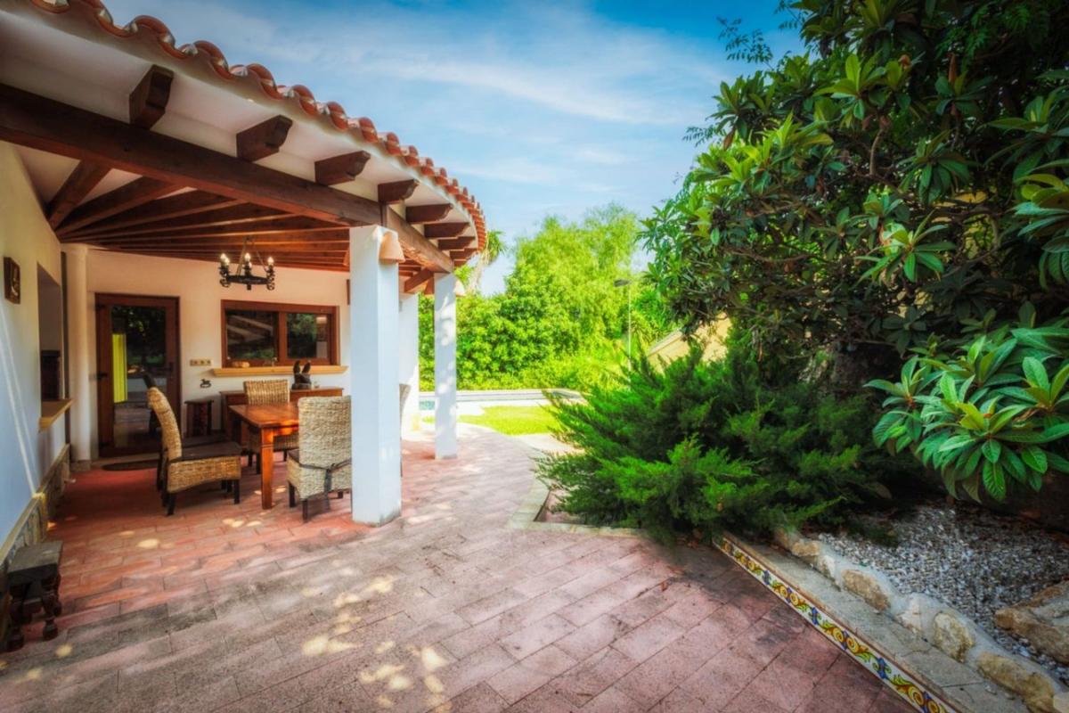 Sale of independent chalet in Casa o chalet en Les Rotes/Las Rotas, Denia, Denia
photo 3