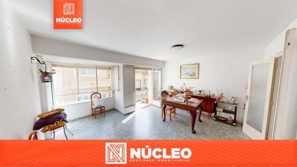 Sale of flat in Piso en Calle Pintor Murillo, Campoamor, Alicante / Alacant, Alicante
photo 1