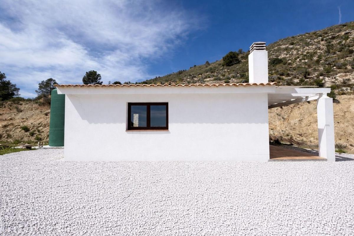 Propiedades en venta y alquiler en España photo 1