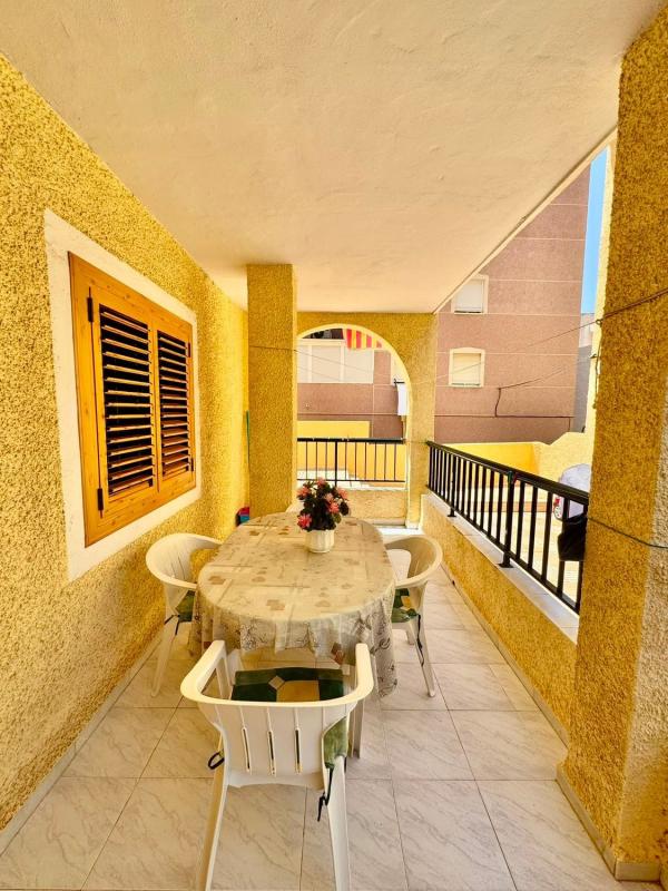 Sprzedaż mieszkania w Piso en Avenida Bélgica, Los Europeos, Torrevieja, Torrevieja
photo 2