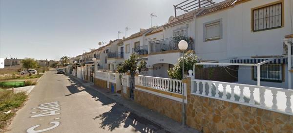 Casa o chalet independiente en Calle Aida, La Siesta - El Salado - Torreta, Torrevieja photo 3