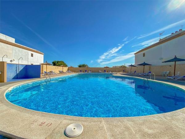 Casa o chalet independiente en Calle Aida, La Siesta - El Salado - Torreta, Torrevieja photo 4